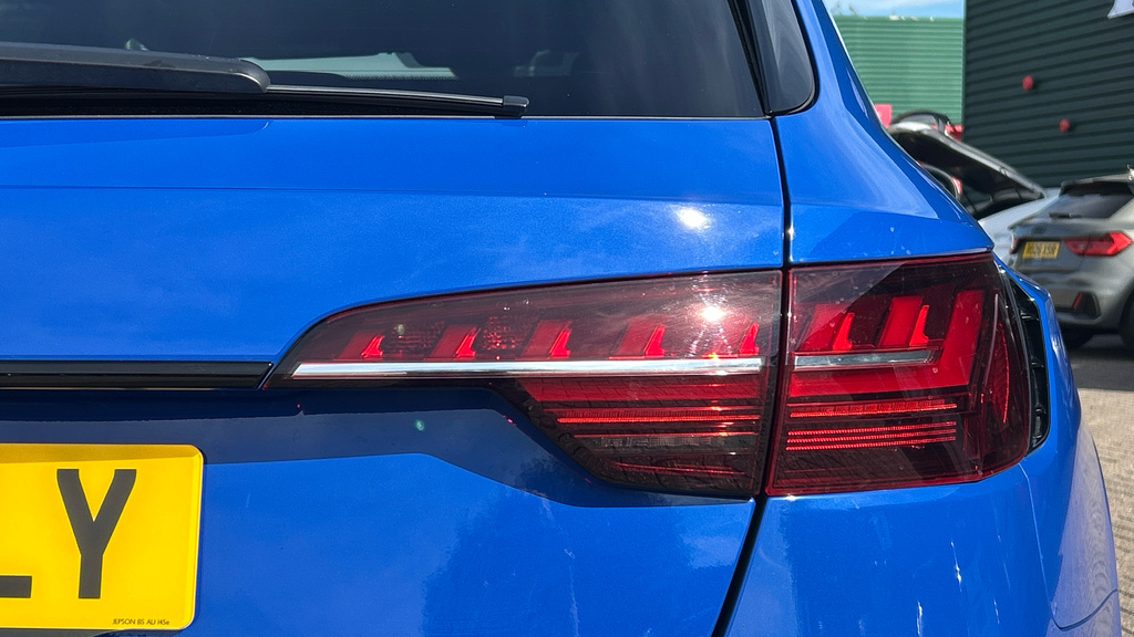 Audi RS4 Avant 2.9 Tfsi V6 Carbon Black Estate Tiptron Black #38