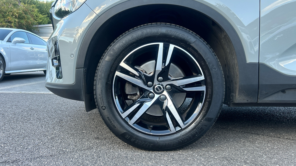 Volvo XC40 Recharge Ultimate, T5 Plug-in Hybrid, Black #17