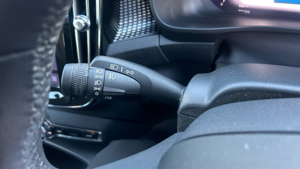Volvo XC40 Recharge Ultimate, T5 Plug-in Hybrid, Black #30