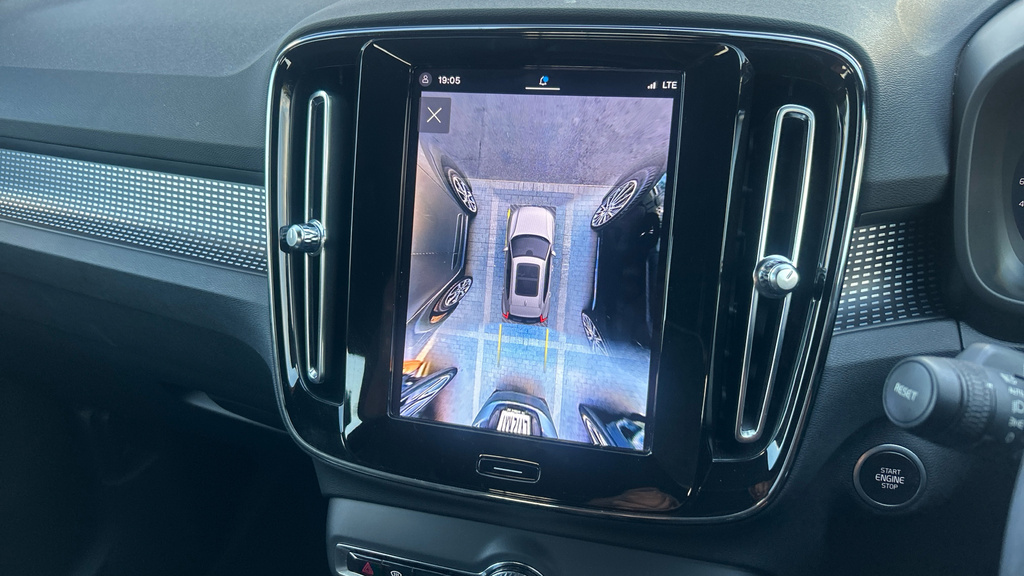 Volvo XC40 Recharge Ultimate, T5 Plug-in Hybrid, Black #33