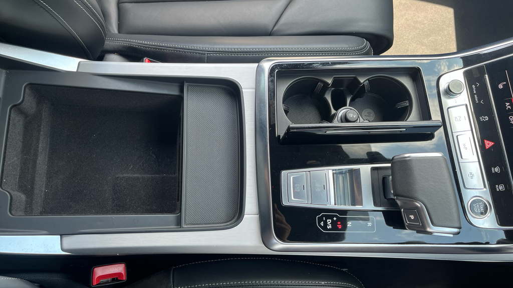 Audi Q8 55 Tfsi Quattro S Line Tiptron Comfortsound Black #50