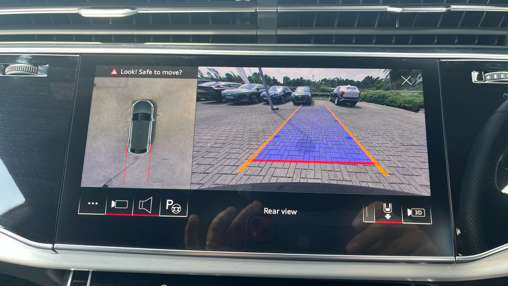 Audi Q8 55 Tfsi Quattro S Line Tiptron Comfortsound Black #40