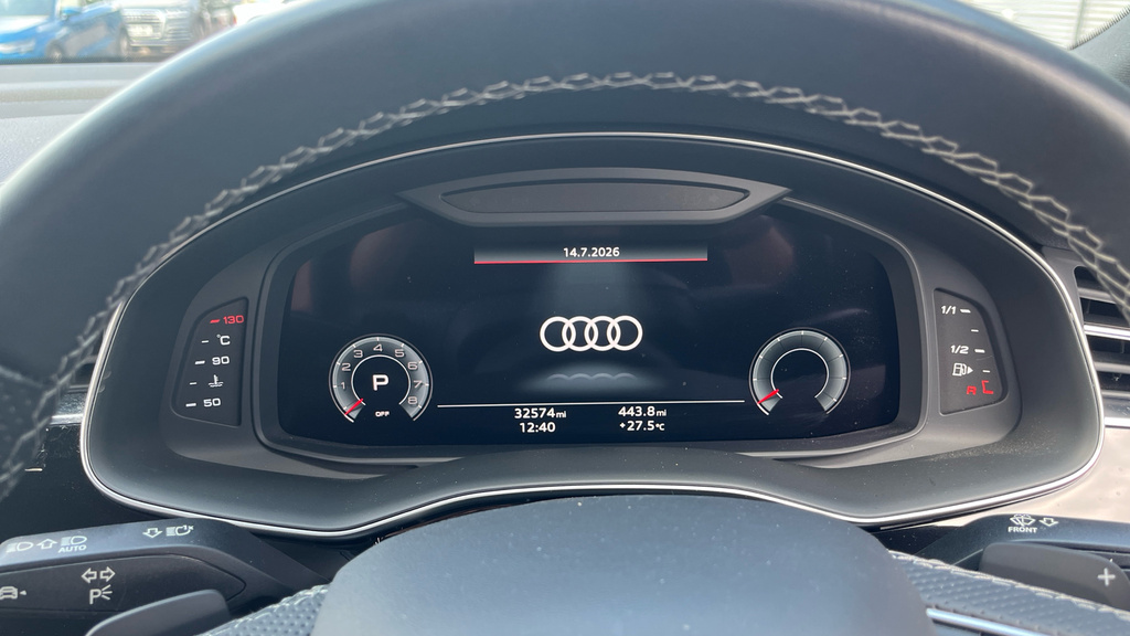 Audi Q8 55 Tfsi Quattro S Line Tiptron Comfortsound Black #13