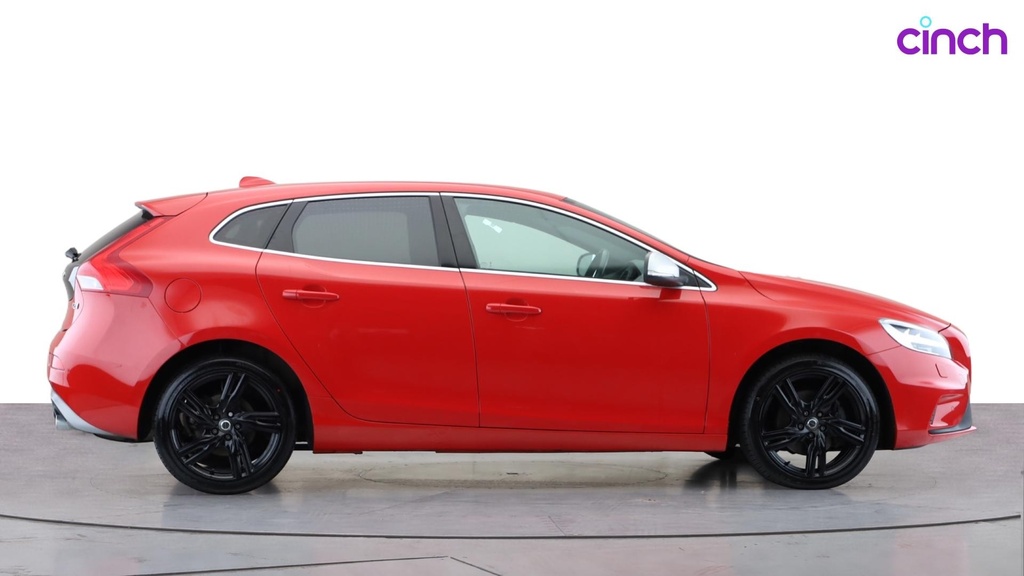 Volvo V40 T2 Momentum Rear Camera, Cruise, Nav, Heat Black #2