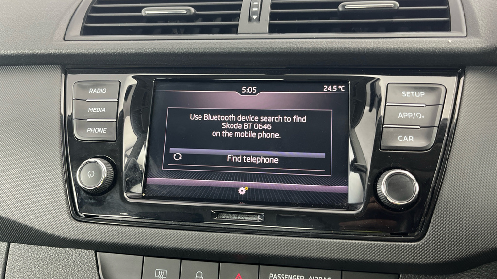Skoda Fabia 2019 1.0 Tsi Monte Carlo 110Ps Ss 5-Dr Estate Black #14
