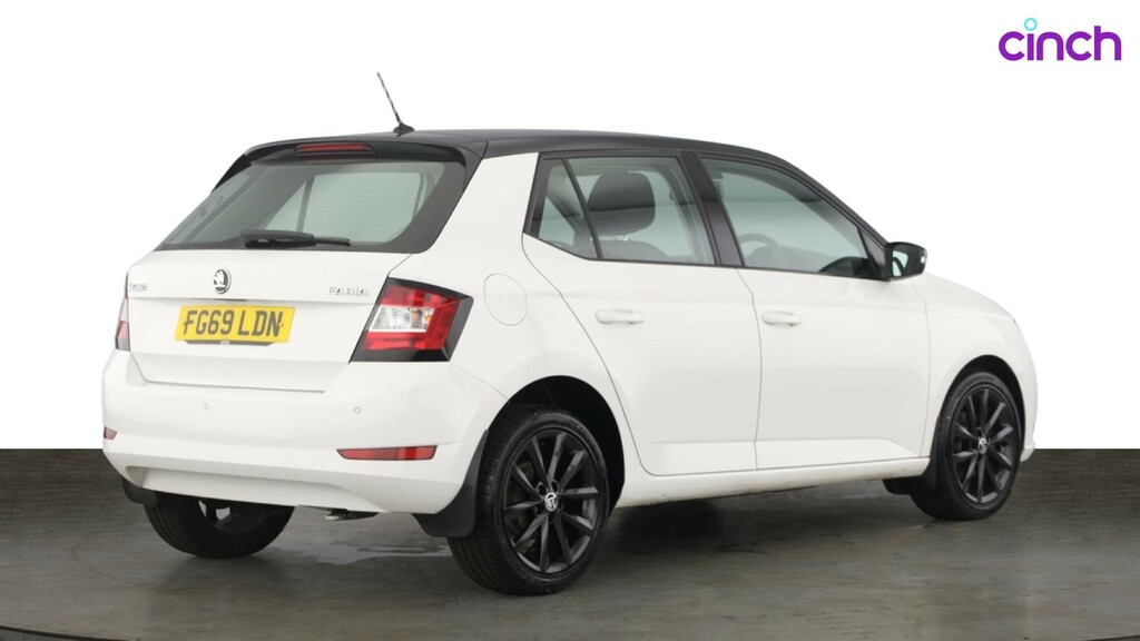 Skoda Fabia 2019 1.0 Tsi Monte Carlo 110Ps Ss 5-Dr Estate Black #3