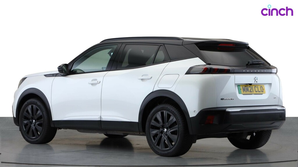 Peugeot e-2008 50Kwh Gt Premium Suv 136 Ps #7