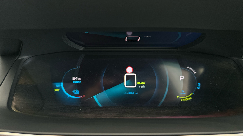 Peugeot e-2008 50Kwh Gt Premium Suv 136 Ps #22