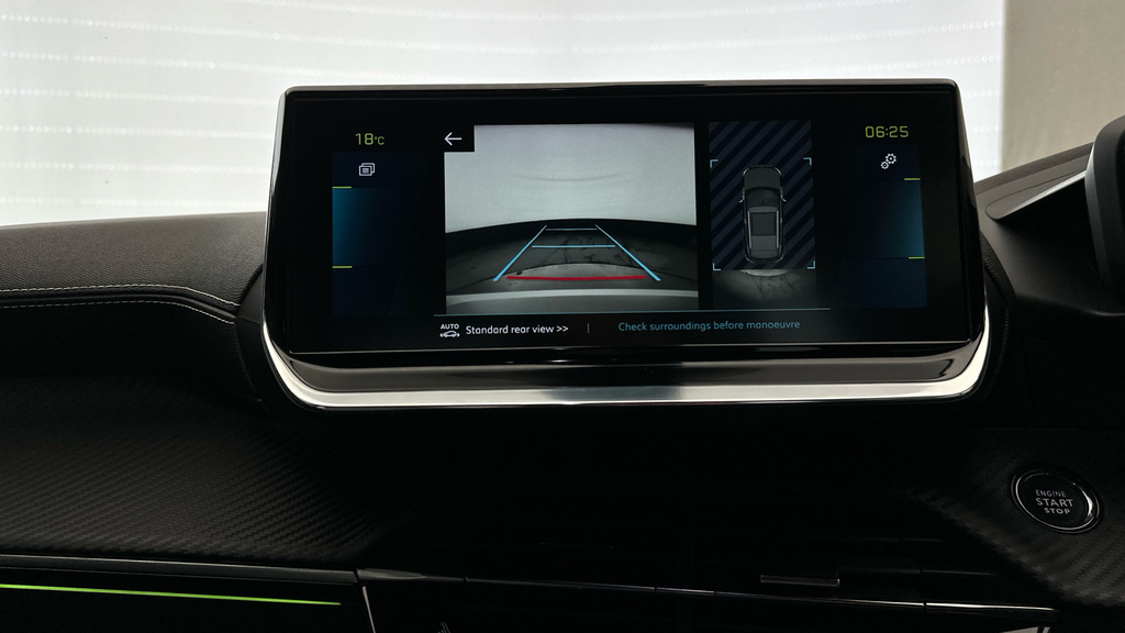 Peugeot e-2008 50Kwh Gt Premium Suv 136 Ps #21