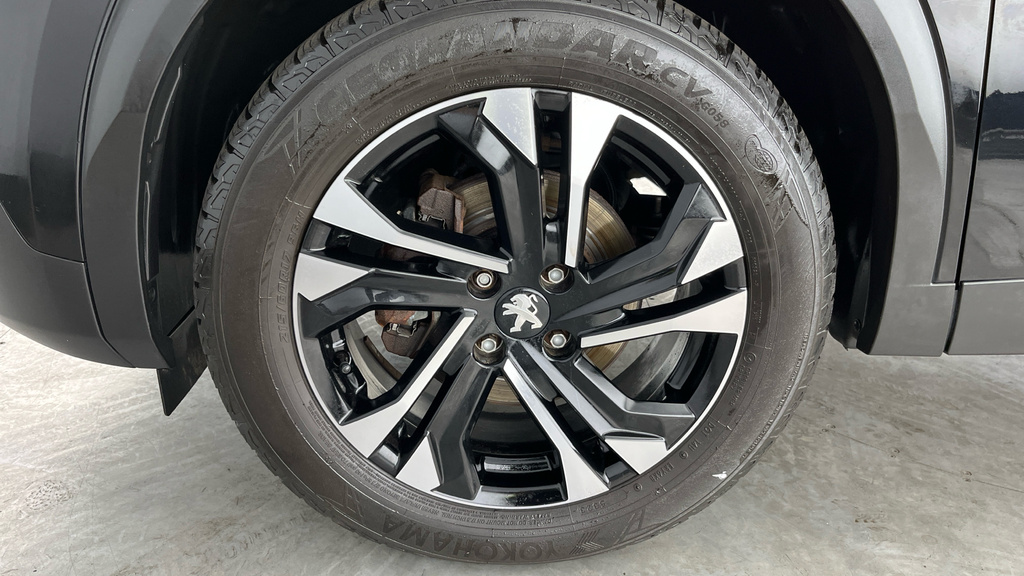Peugeot 2008 1.2 Puretech 130 Gt Estate Black #26