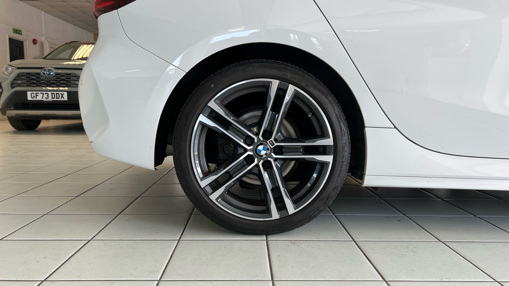 BMW 1 Series 2.0 M135i Hatchback Xdrive Euro 6 Blue #24