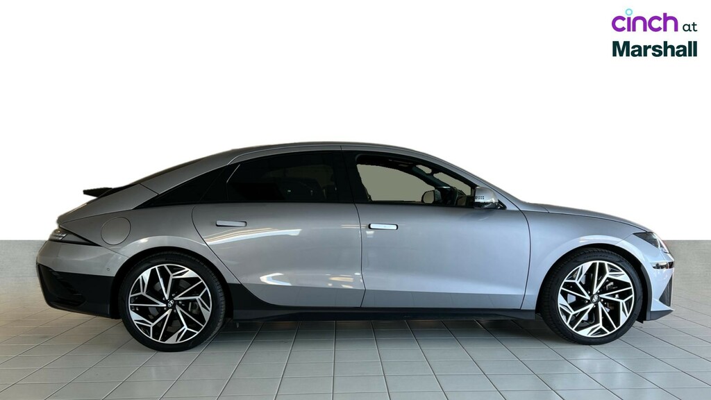 Hyundai Ioniq 6 Ultimate Saloon Blue #2