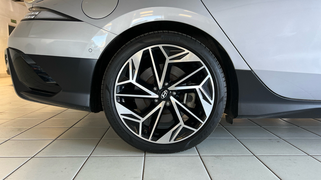 Hyundai Ioniq 6 Ultimate Saloon Blue #27