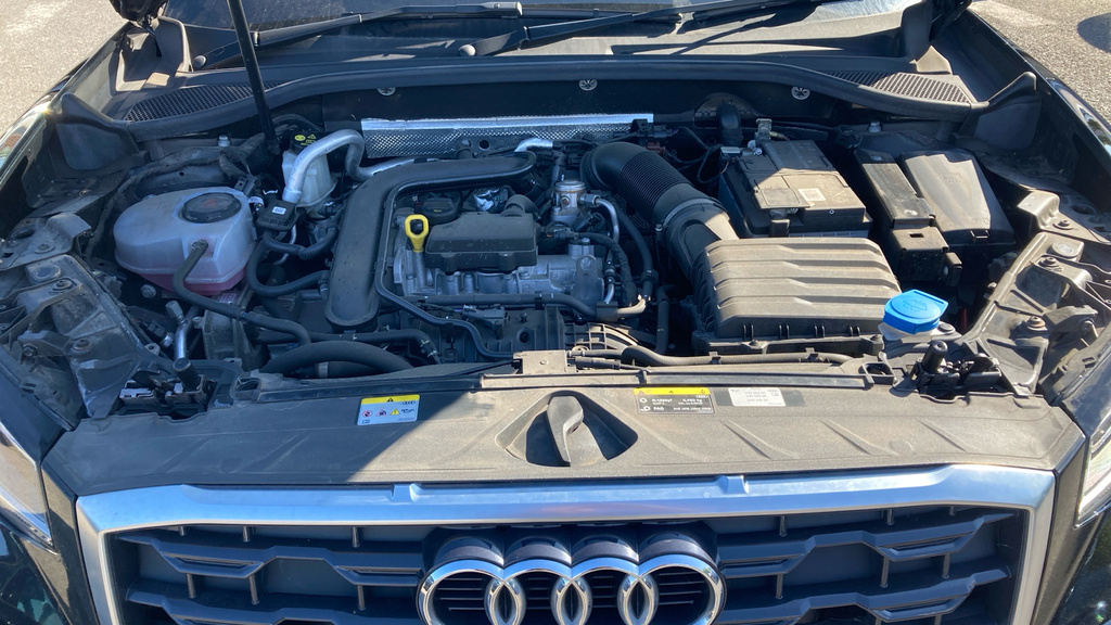 Audi Q2 35 1.5 Tfsi 150 Sport S Tronic 2Wd Grey #16