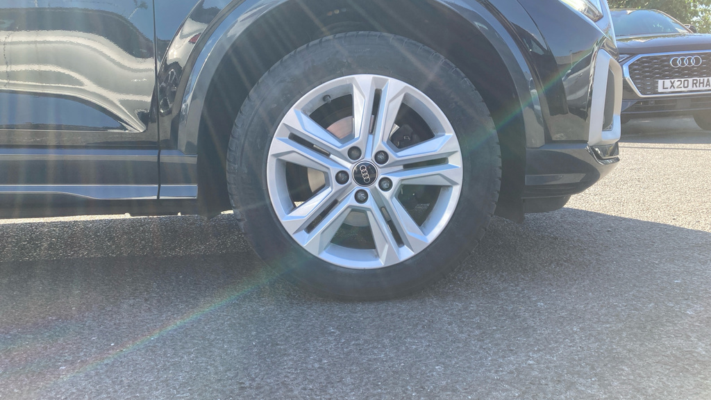 Audi Q2 35 1.5 Tfsi 150 Sport S Tronic 2Wd Grey #17