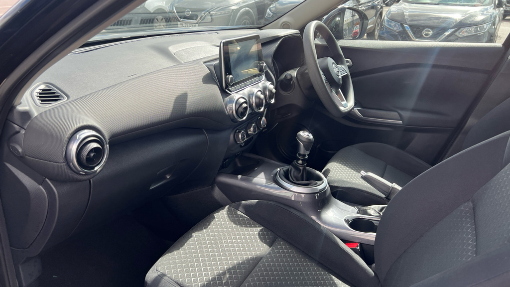 Nissan Juke 1.0 Dig-t Tekna Suv Euro 6 Ss Grey #10