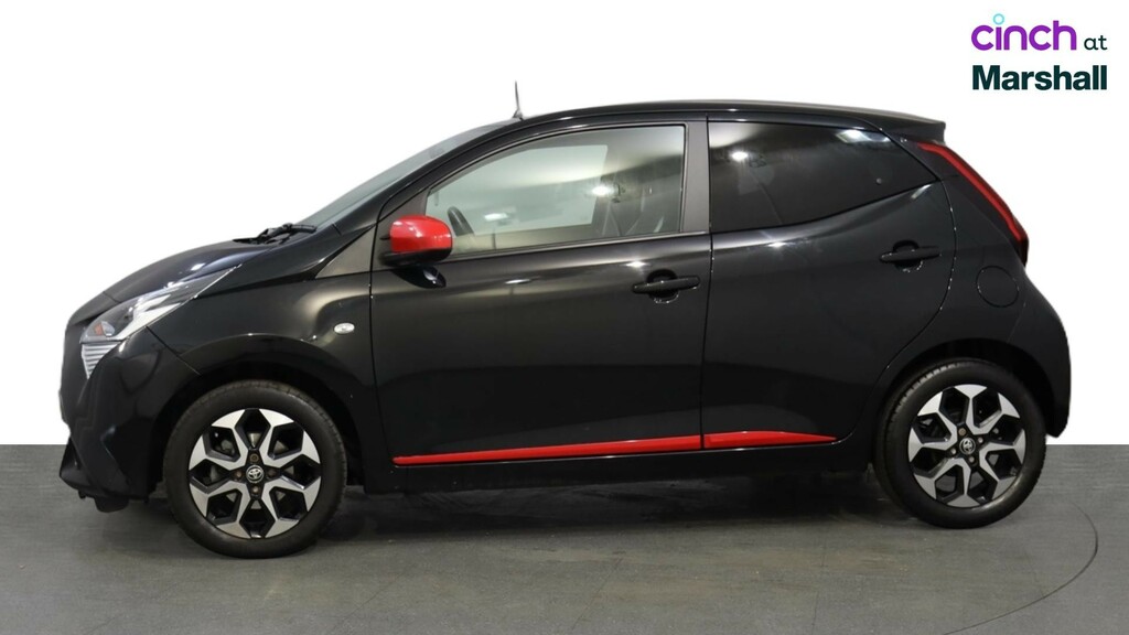 Toyota Aygo X X-play 1.0 Vvt-i White #6