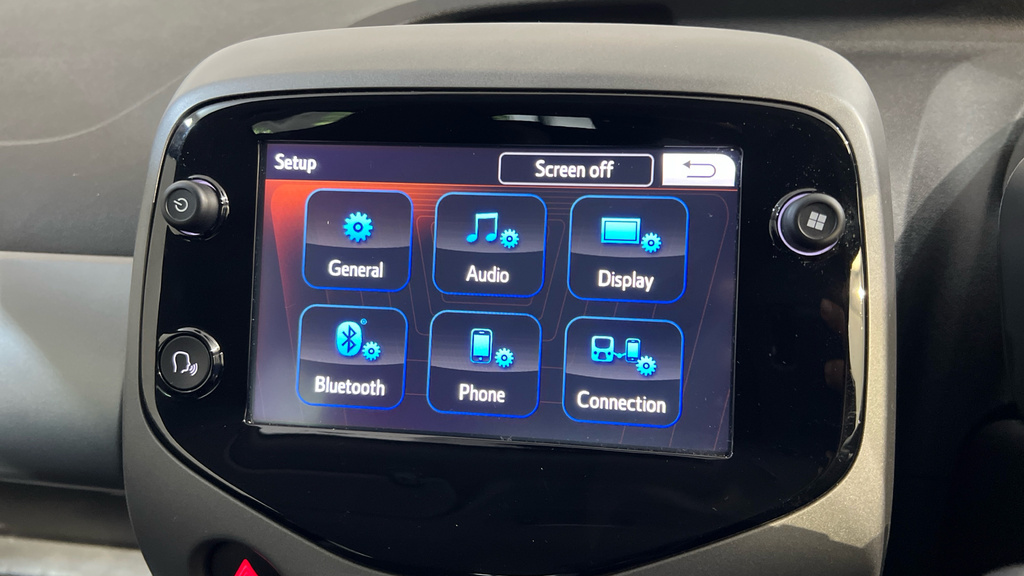 Toyota Aygo X X-play 1.0 Vvt-i White #22