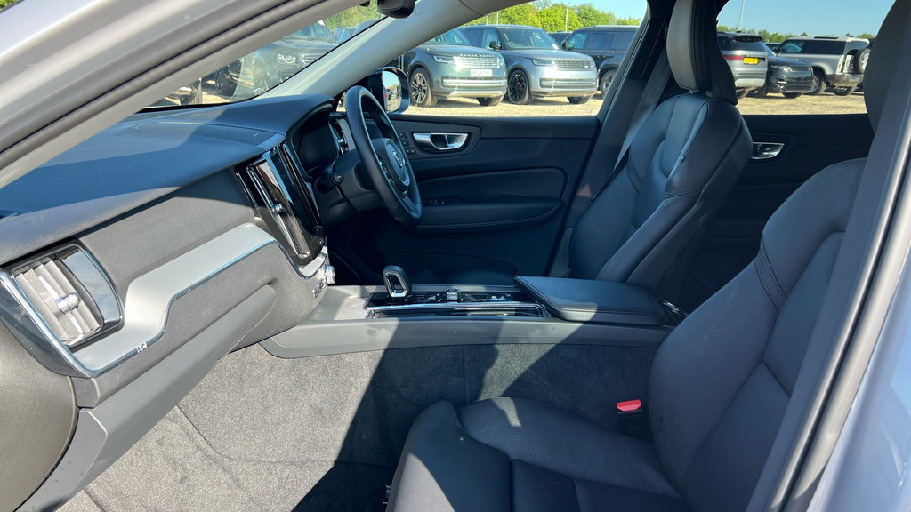 Volvo XC60 2.0H T6 Recharge 18.8Kwh Plus Awd Euro 6 Ss Black #42