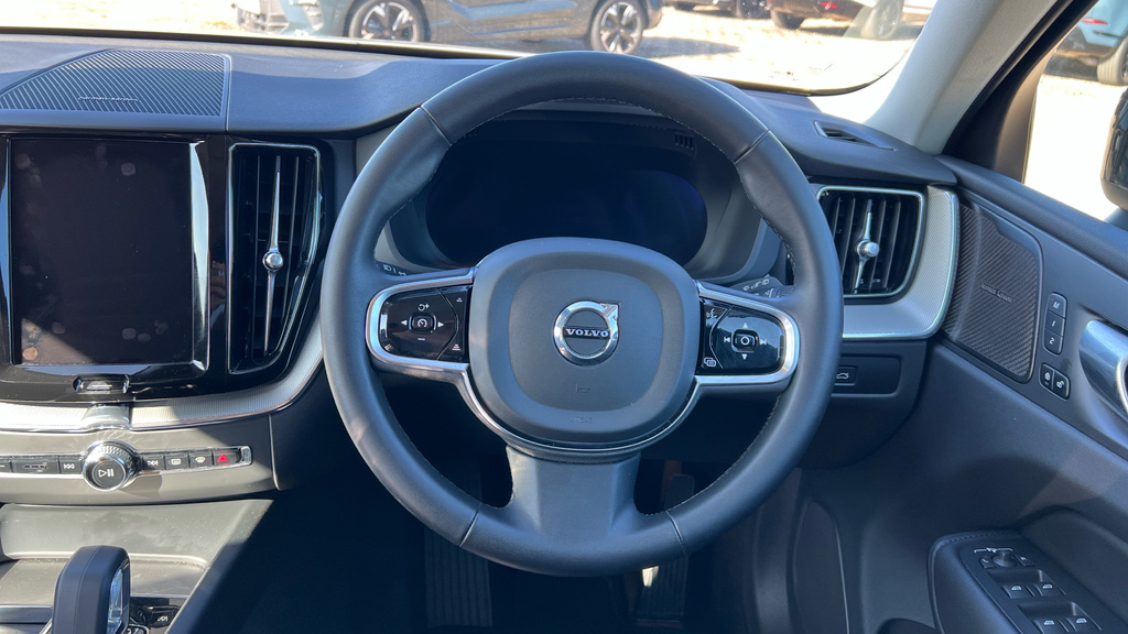 Volvo XC60 2.0H T6 Recharge 18.8Kwh Plus Awd Euro 6 Ss Black #24