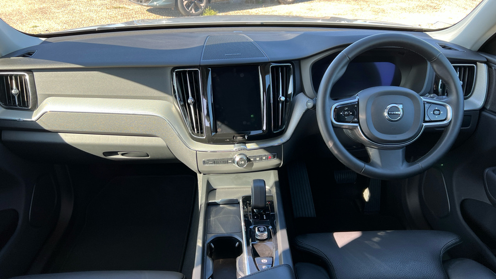 Volvo XC60 2.0H T6 Recharge 18.8Kwh Plus Awd Euro 6 Ss Black #11