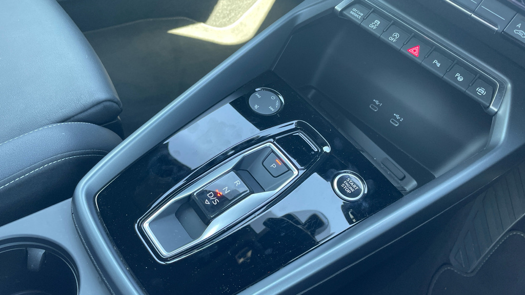 Audi A3 1.5 Tfsie Sport Sportback Plug-in Hybri Grey #25