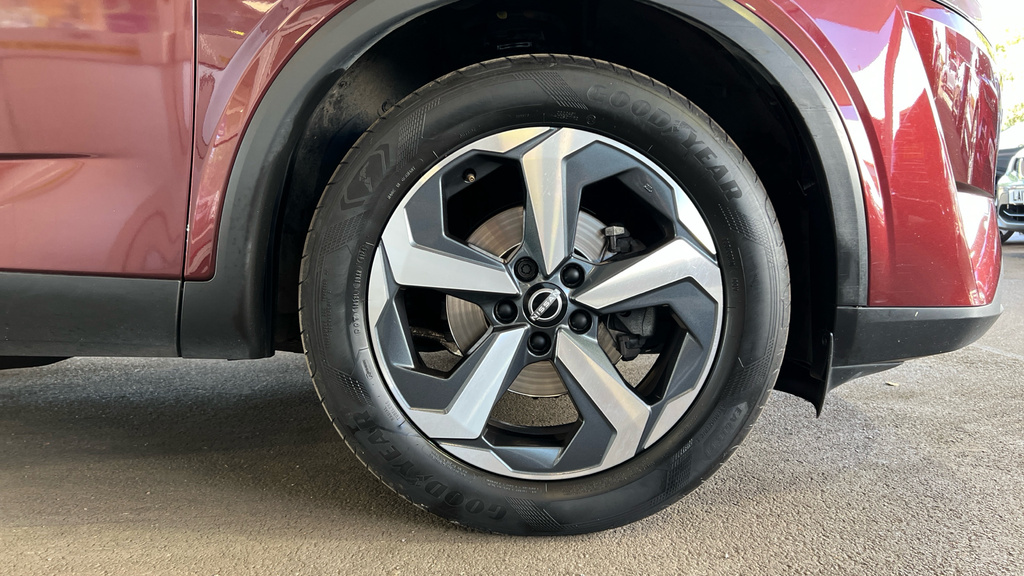 Nissan Qashqai 1.3 Dig-t Mh N-connecta Grey #23