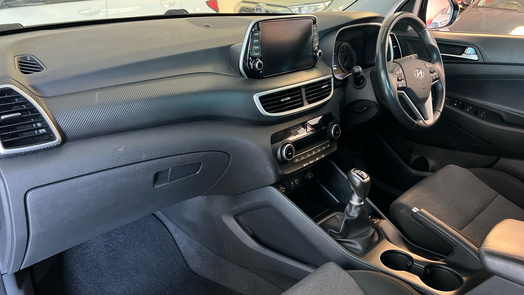 Hyundai Tucson 1.6 T-gdi Se Connect Euro 6 Ss Red #12