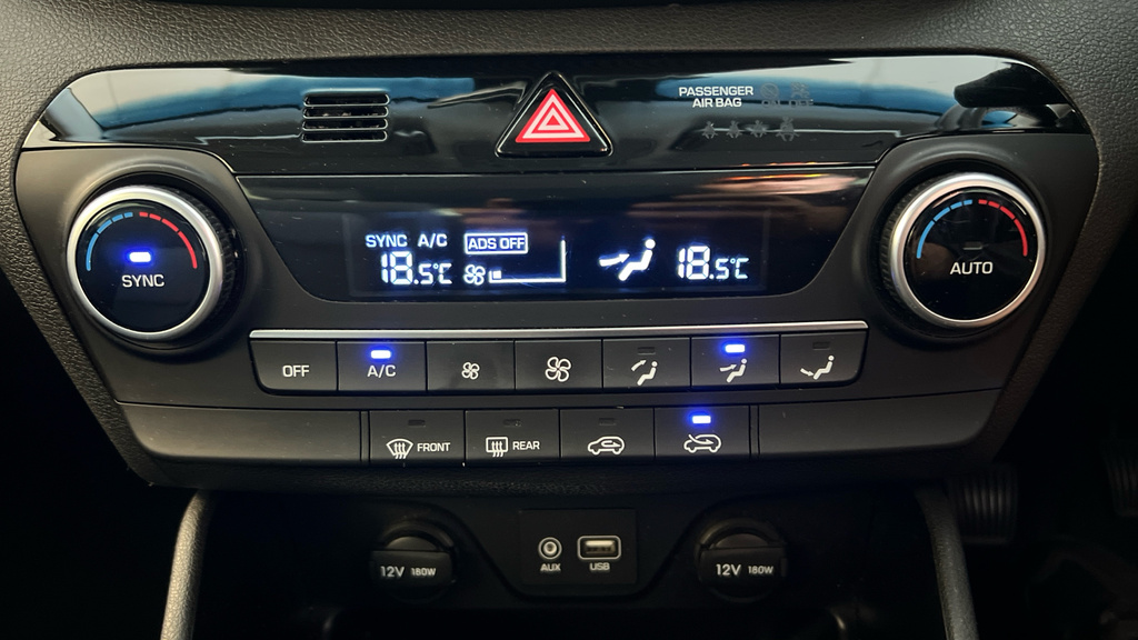 Hyundai Tucson 1.6 T-gdi Se Connect Euro 6 Ss Red #37