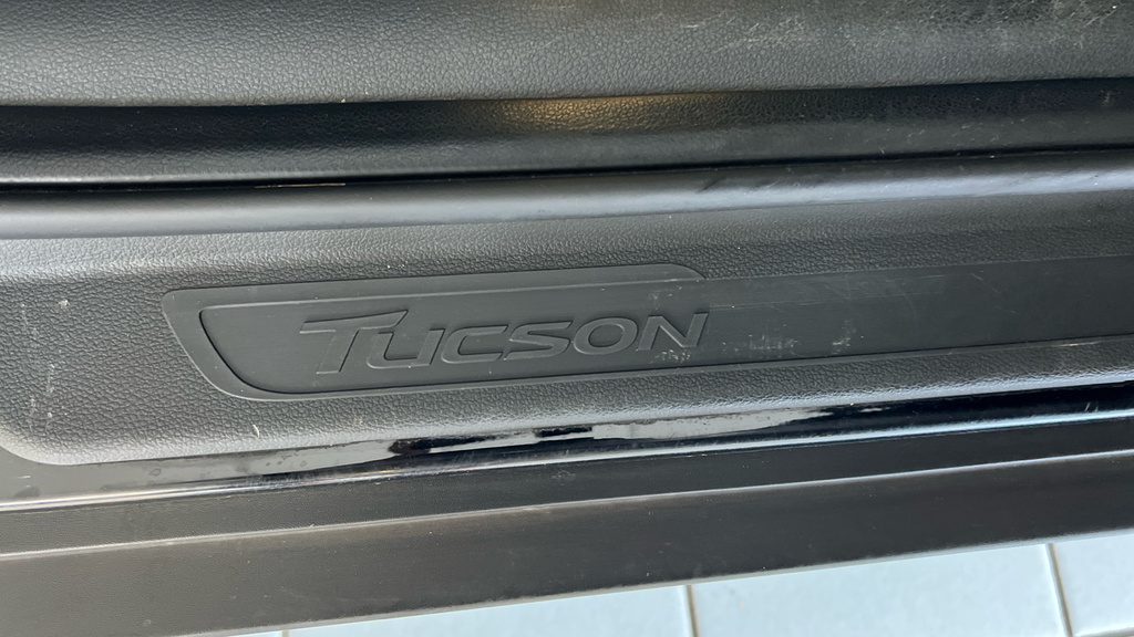 Hyundai Tucson 1.6 T-gdi Se Connect Euro 6 Ss Red #38