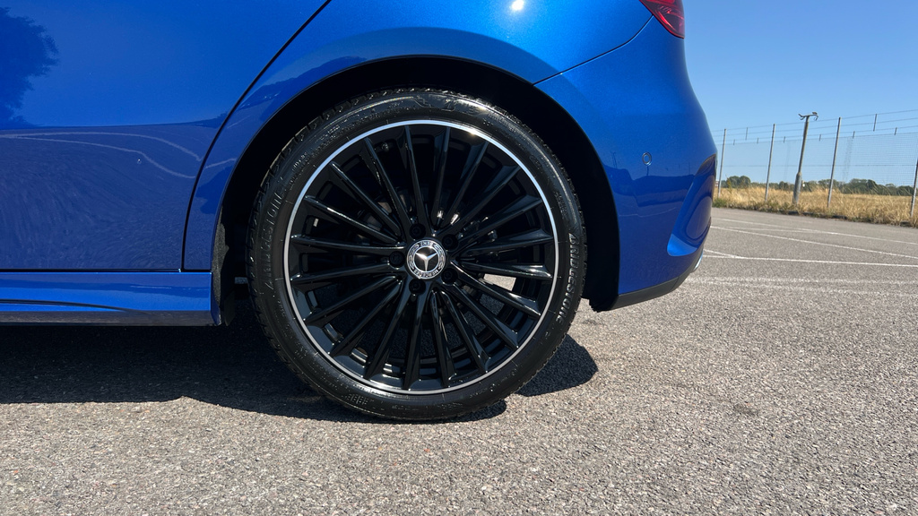 Mercedes-Benz A Class 1.3 A180h Mhev Sport Edition 7G-dct Euro 6 Ss 5 #24