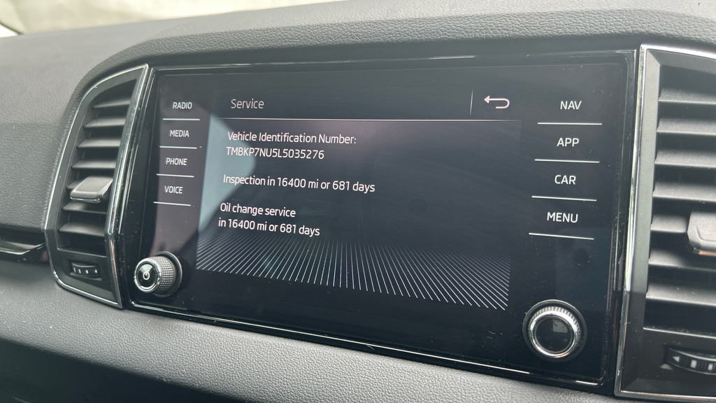 Skoda Karoq 1.5 Se Tsi Dsg 148 Bhp Upto 60Mpg, Low Insuran Black #26