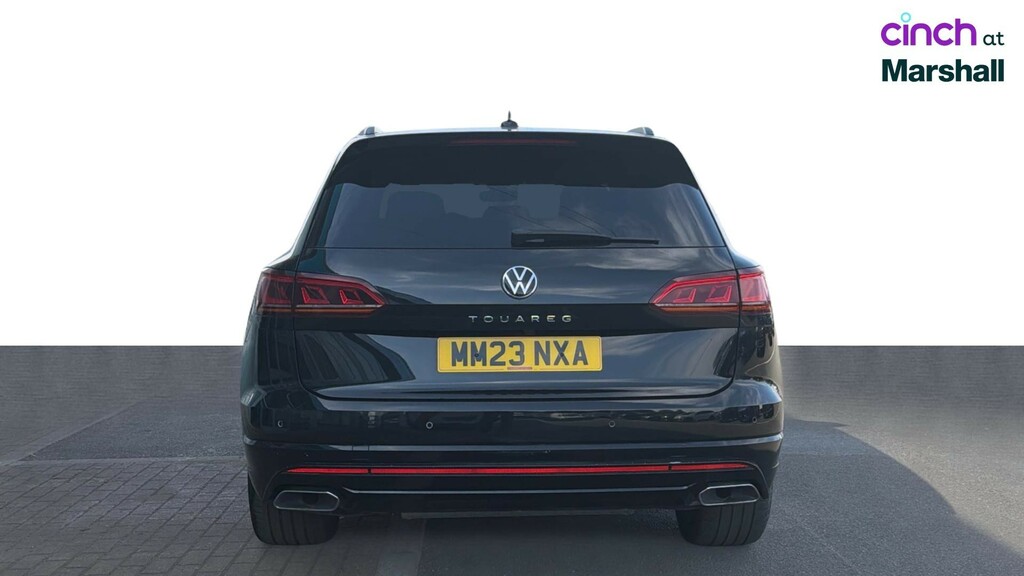 Volkswagen Touareg 3.0 V6 Tdi 4Motion 286 Black Edition Tip White #4