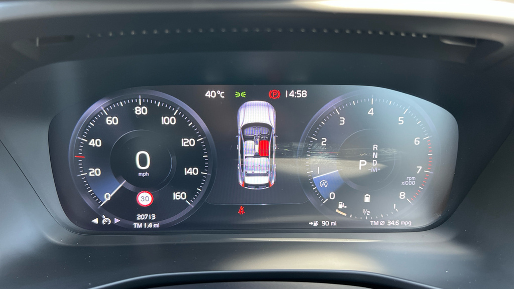 Volvo XC40 T3 Inscription Pro 1.5 163Ps White #17