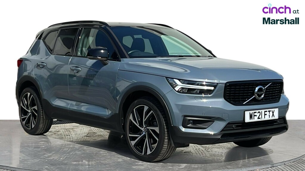Volvo XC40 T3 Inscription Pro 1.5 163Ps White #1