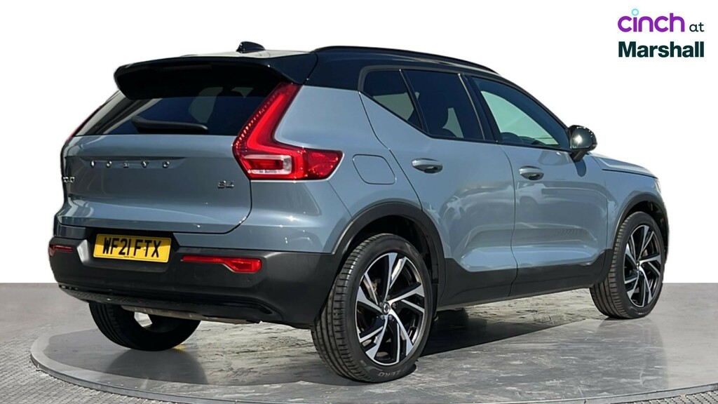 Volvo XC40 T3 Inscription Pro 1.5 163Ps White #3