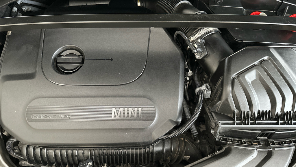 Mini Clubman 2.0 178 Cooper S Classic 6Dr Comfort Pk Red #23