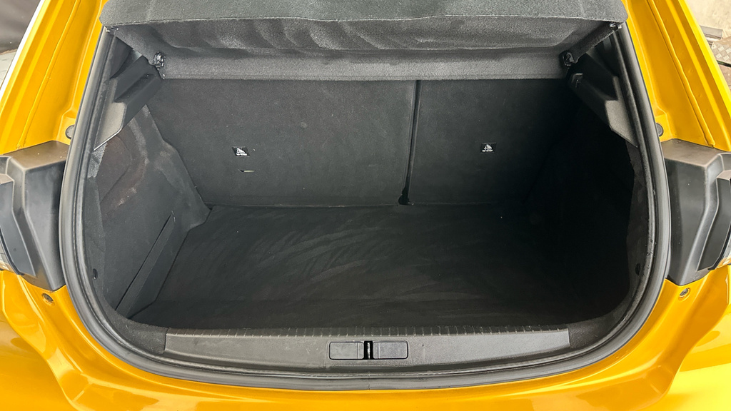 Peugeot 208 100Kw Gt 50Kwh Hatchback White #20