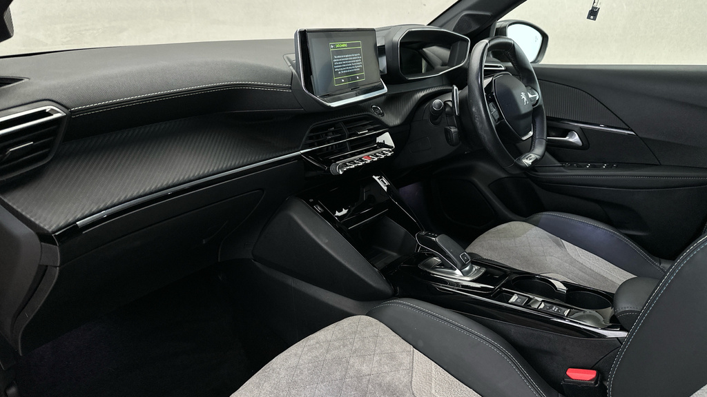 Peugeot 208 100Kw Gt 50Kwh Hatchback White #12