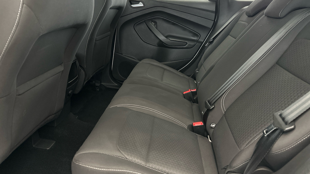 Ford Kuga 1.5T Ecoboost Zetec Suv Red #16