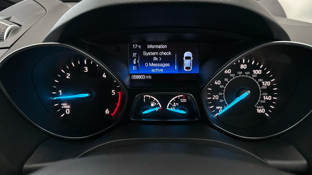 Ford Kuga 1.5T Ecoboost Zetec Suv Red #15
