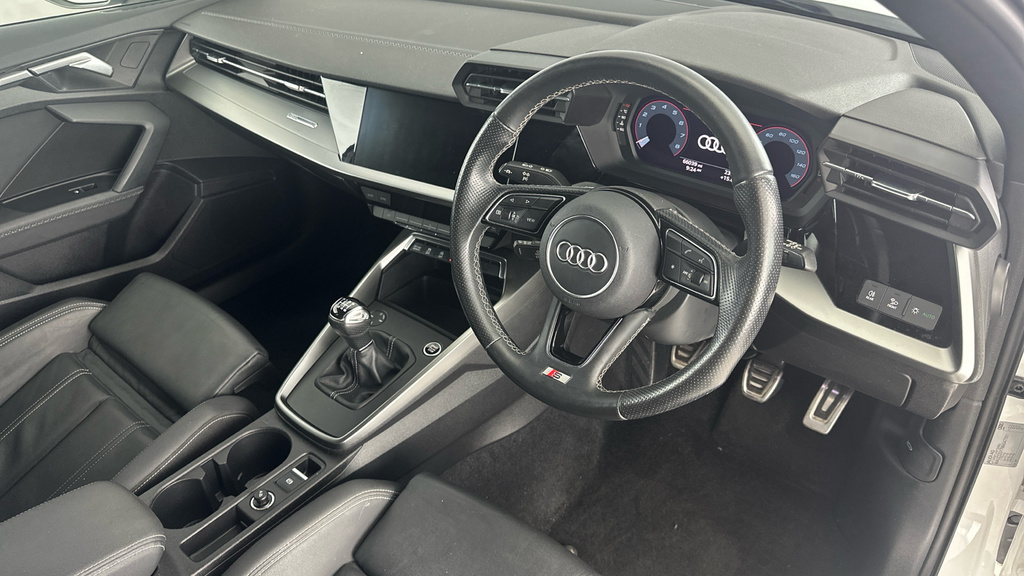 Audi A3 1.5 Tfsi 35 Sport Sportback S Tronic Black #9