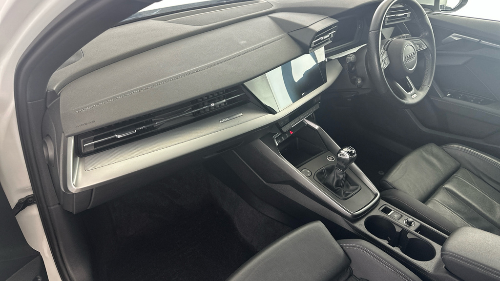 Audi A3 1.5 Tfsi 35 Sport Sportback S Tronic Black #10