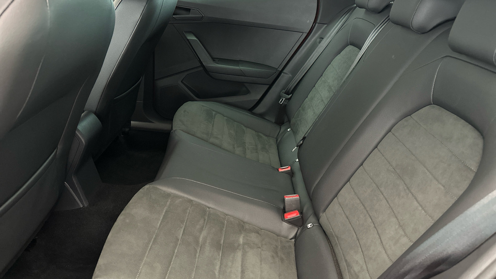 Seat Ibiza 1.0 Tsi 115 Fr Sport Ez Red #19