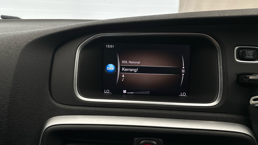 Volvo V40 Cross Country 2L Pro Silver #16