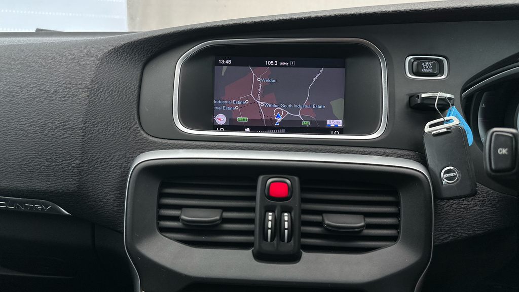 Volvo V40 Cross Country 2L Pro Silver #14