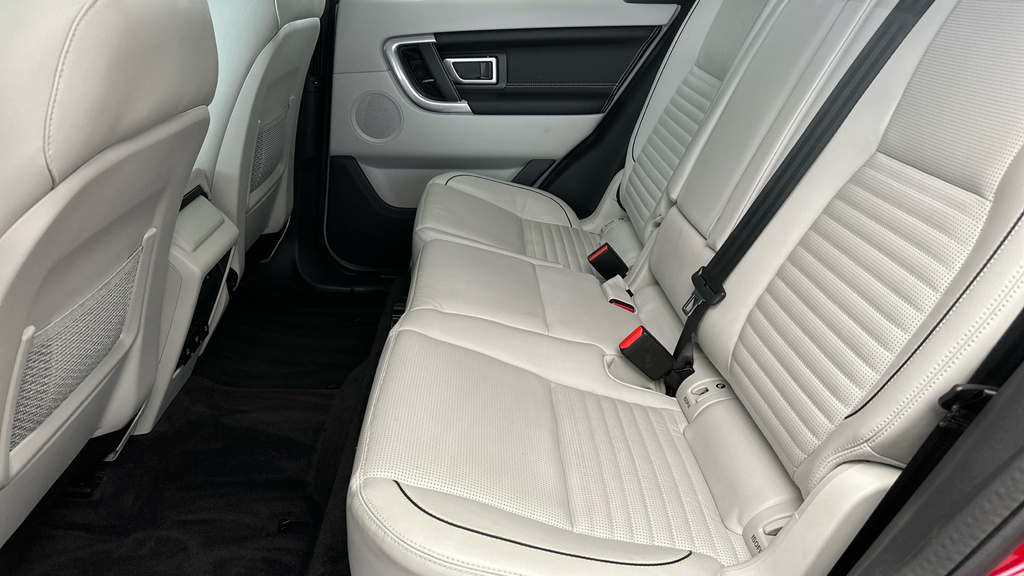 Land Rover Discovery Sport Discovery Sport Se D Black #22