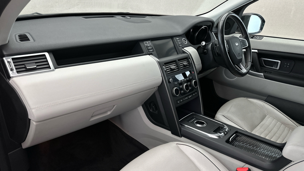 Land Rover Discovery Sport Discovery Sport Se D Black #13