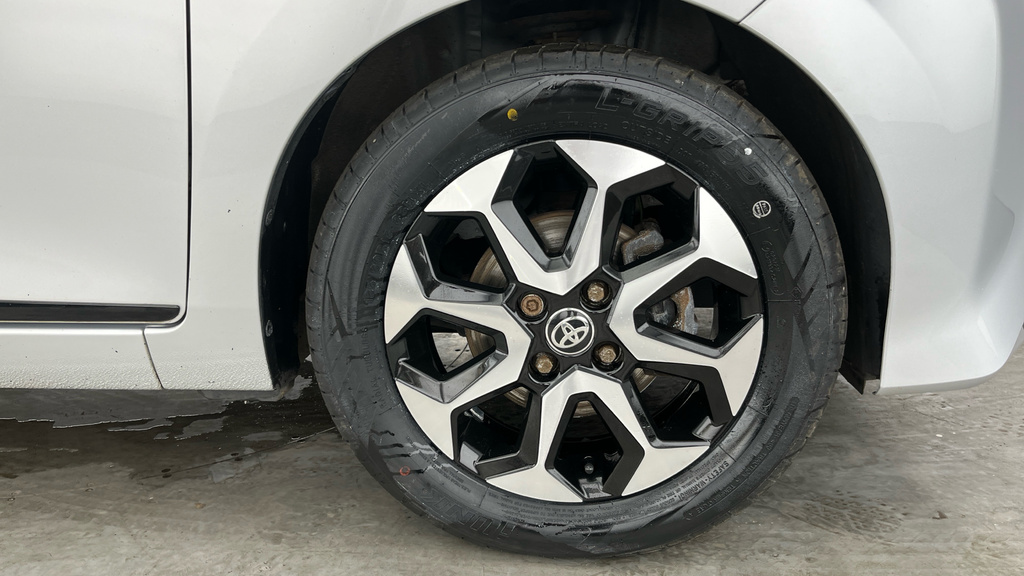 Toyota Aygo X Aygo X-play Vvt-i Red #28