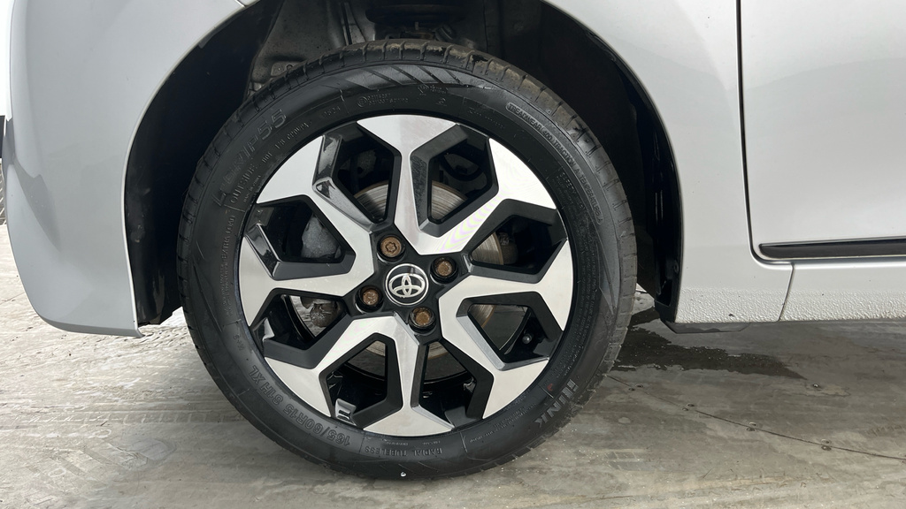 Toyota Aygo X Aygo X-play Vvt-i Red #25